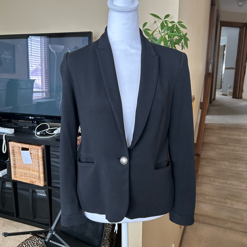 Women's Zara Basic Black Blazer/office/ professional/ tailored
